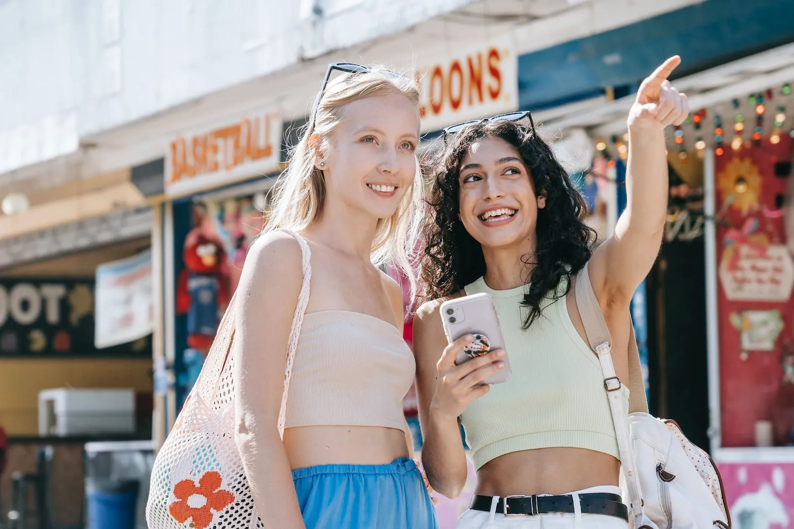 Simply Beautiful Shopping Experiences